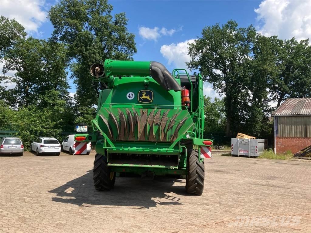 John Deere T670 Mähdrescher
