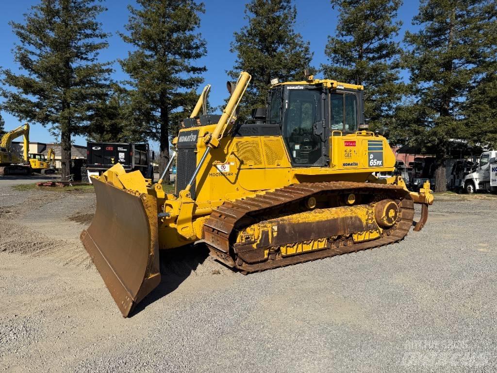 Komatsu D65PX-18 Bulldozer