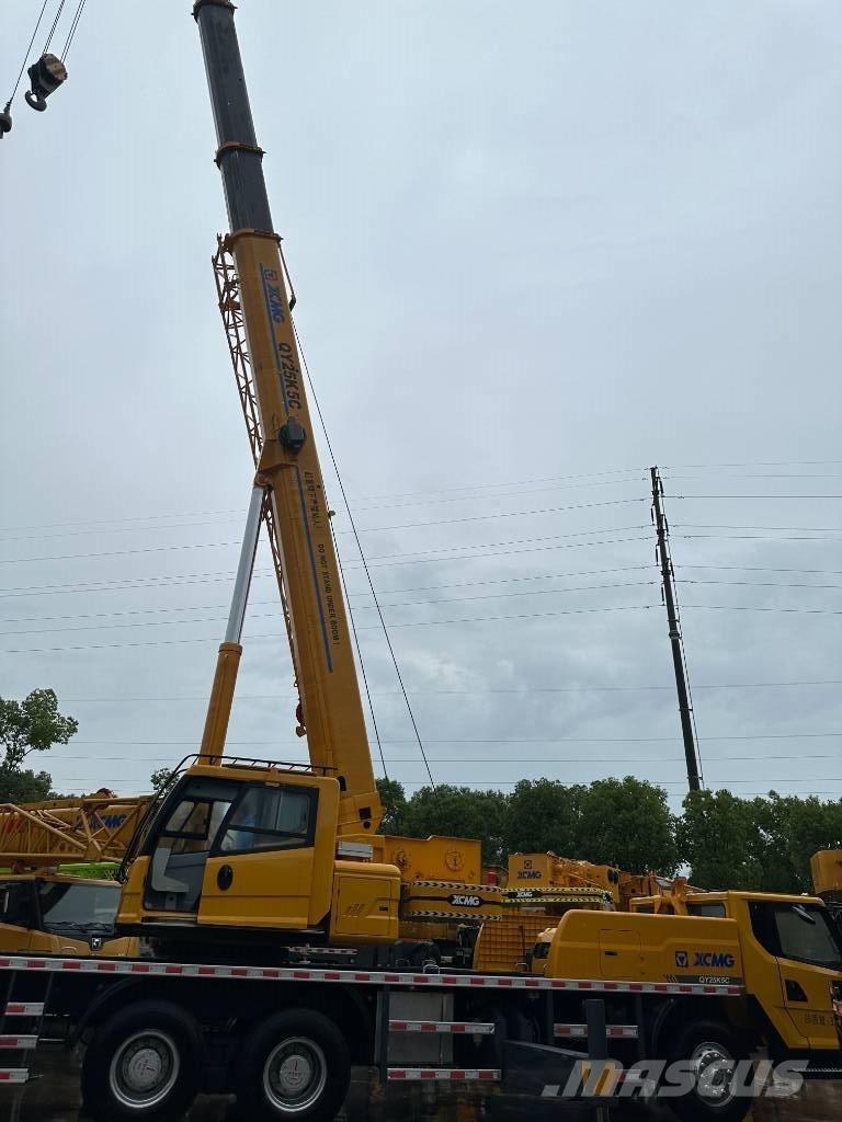 XCMG QY25KC Ruwterrein kranen