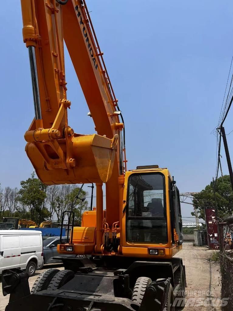 Hyundai R210W-7 Mobilbagger
