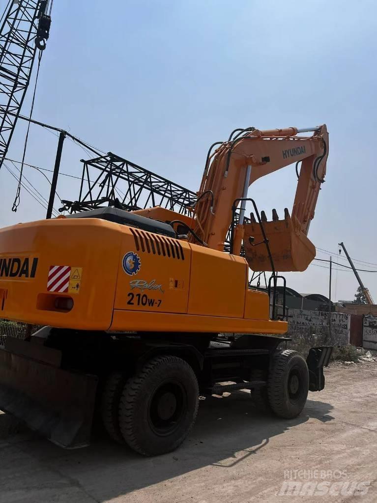 Hyundai R210W-7 Mobilbagger