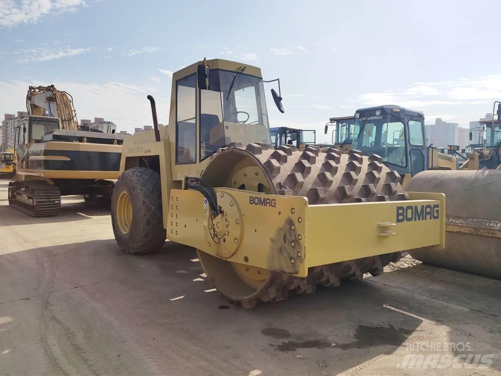 Bomag BW 217 Walzenzüge