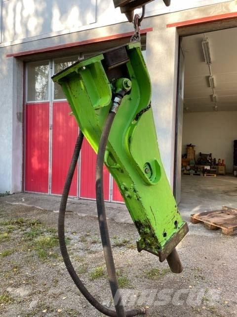 Montabert BRH 900 Hammer / Brecher