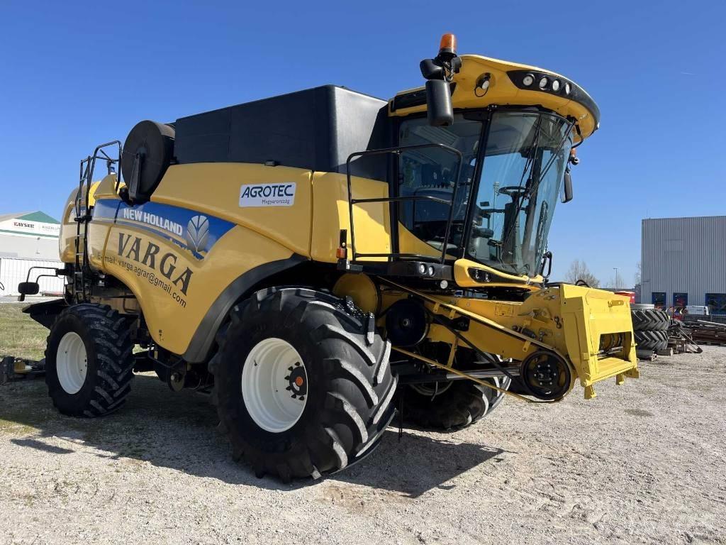 New Holland CX8.80 Mähdrescher