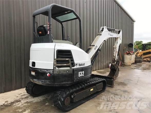 Bobcat E32M Minibagger < 7t