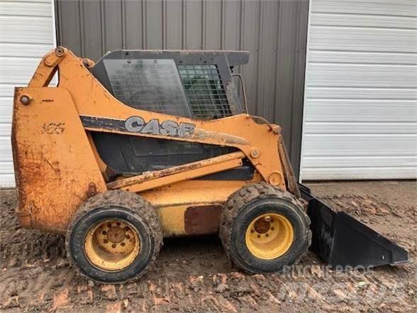 CASE 465 Kompaktlader