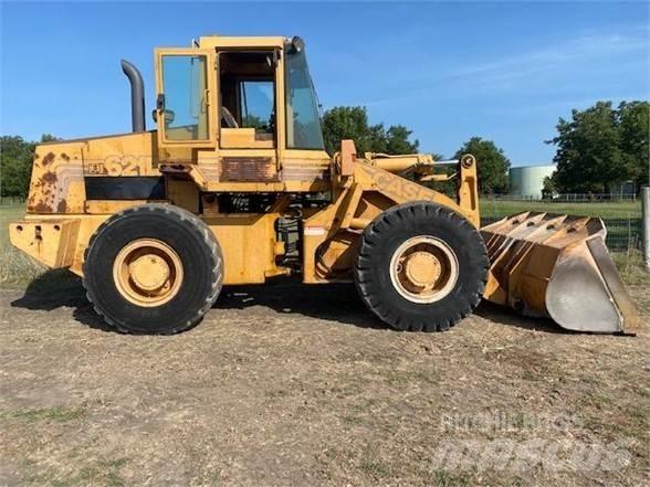 CASE 621B Radlader