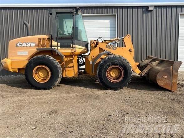 CASE 621D Radlader