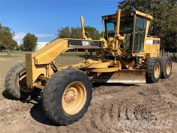 CAT 120H Grader