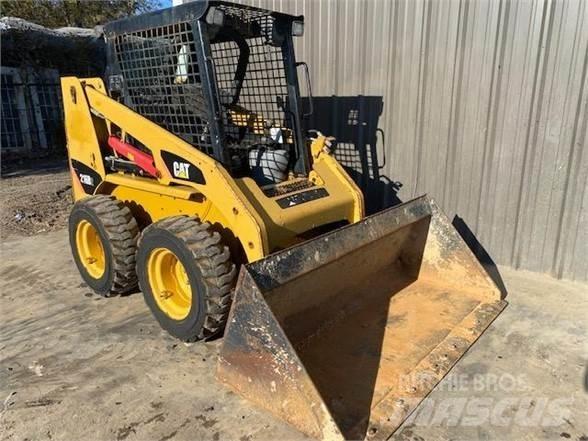 CAT 216B2 Kompaktlader