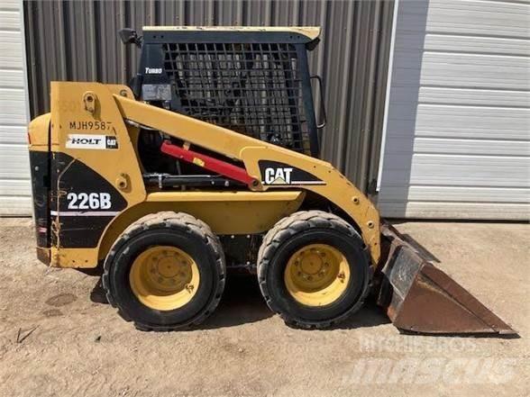CAT 226B Kompaktlader
