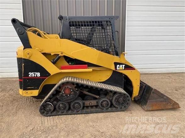 CAT 257B Kompaktlader