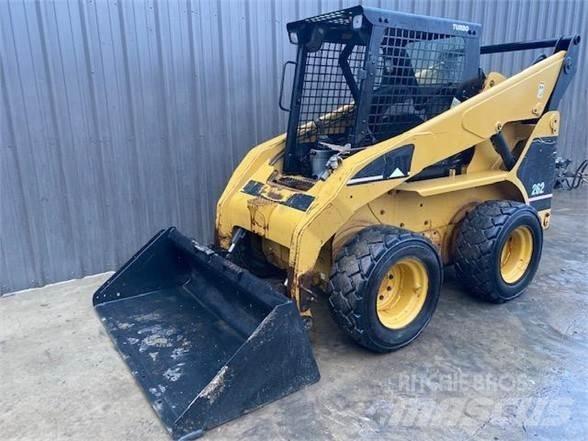 CAT 262 Kompaktlader