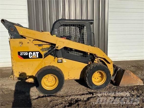 CAT 272D Kompaktlader