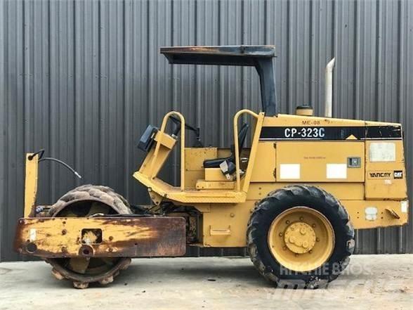 CAT CP-323C Walzenzüge