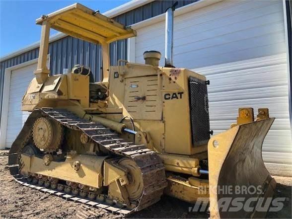 CAT D4H Bulldozer