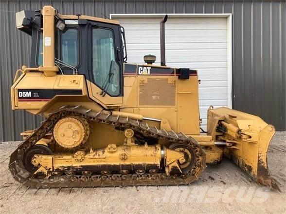 CAT D5M Bulldozer
