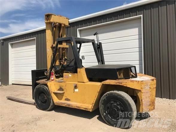 CAT V225B Diesel heftrucks