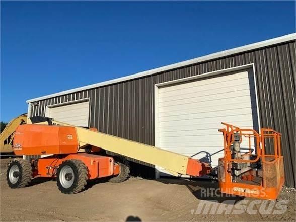 JLG 600S Teleskopbühnen