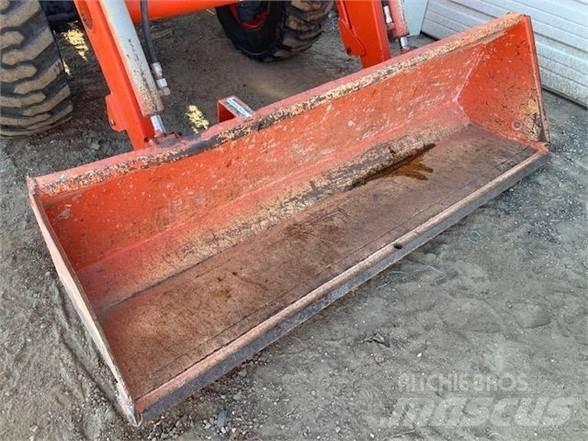Kubota MX5000 Traktoren