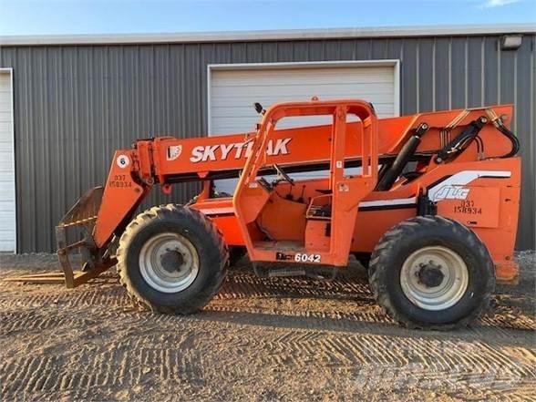 SkyTrak 6042 Teleskoplader