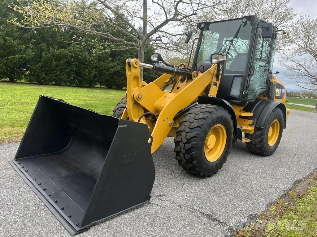 CAT 908M Radlader