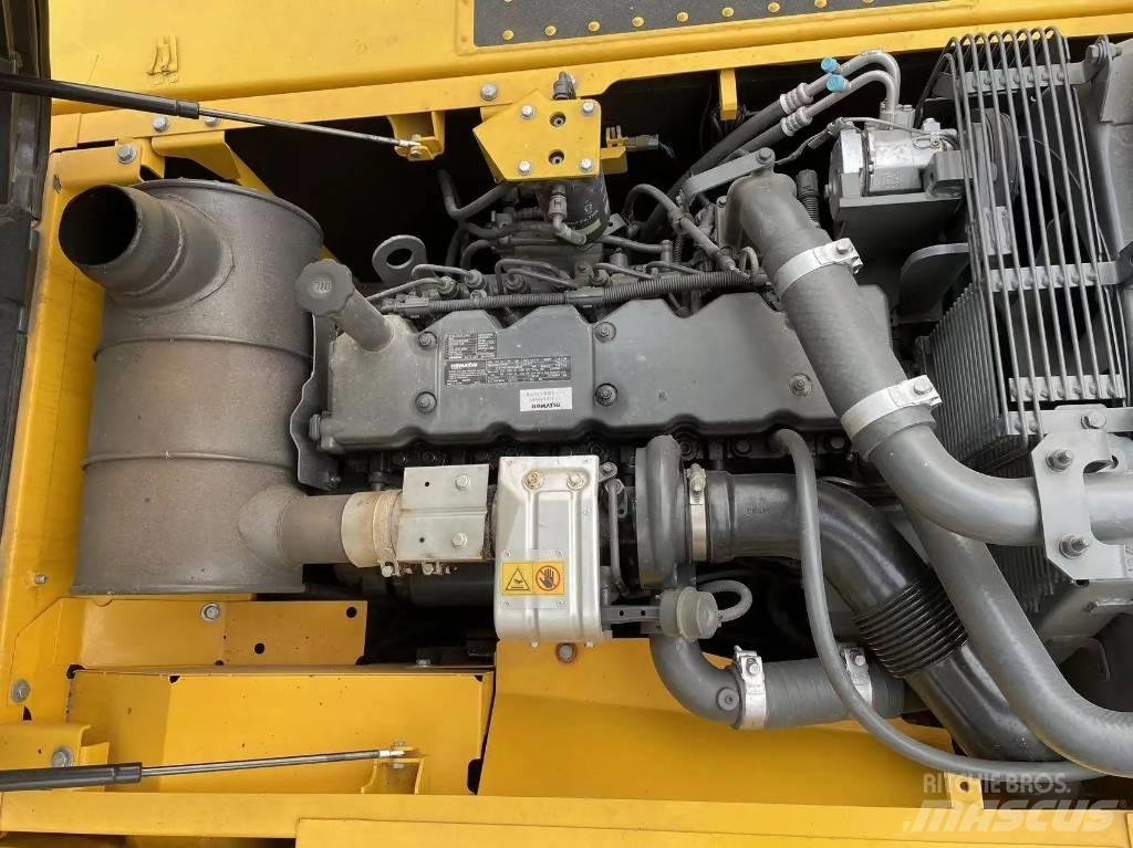 Komatsu PC240-8 Raupenbagger