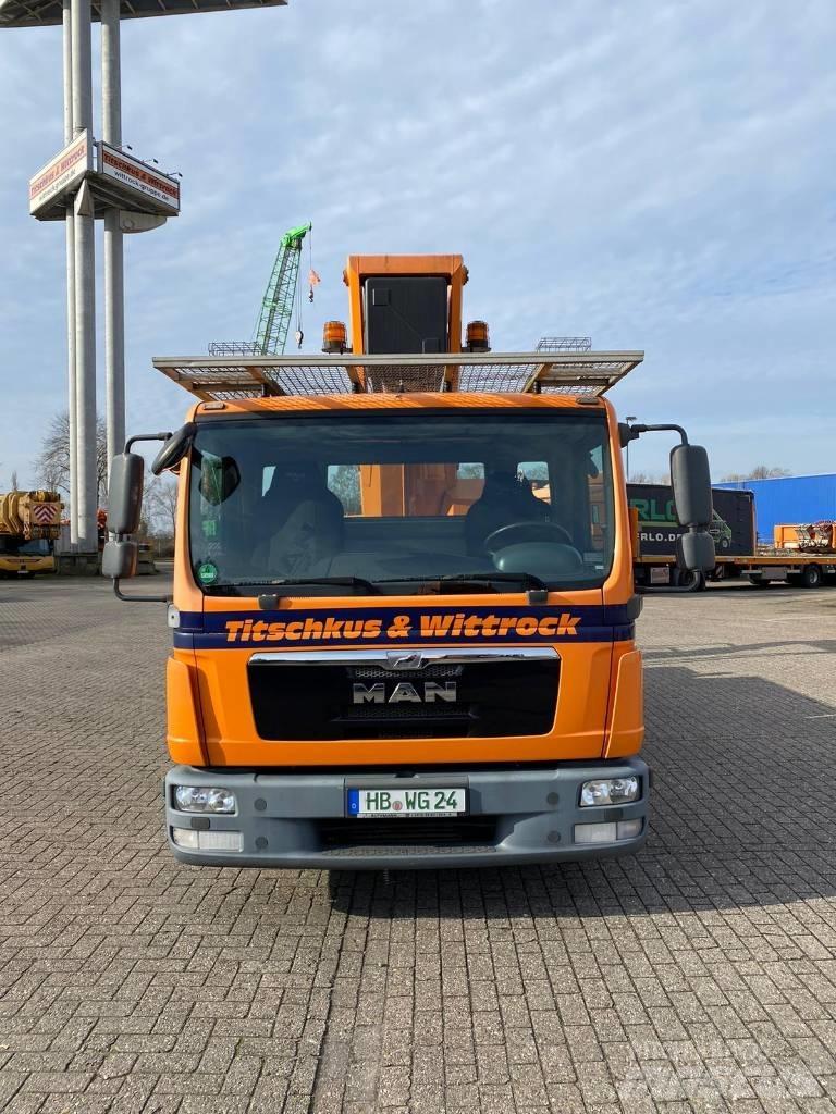 Ruthmann T 330 LKW-Arbeitsbühnen