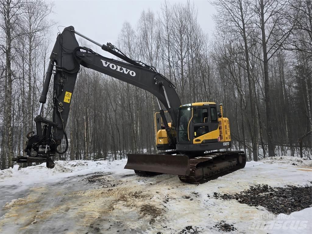 Volvo ECR235DL Raupenbagger