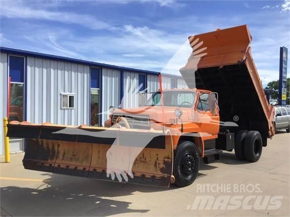 Ford F800 Sand- und Salzstreuer