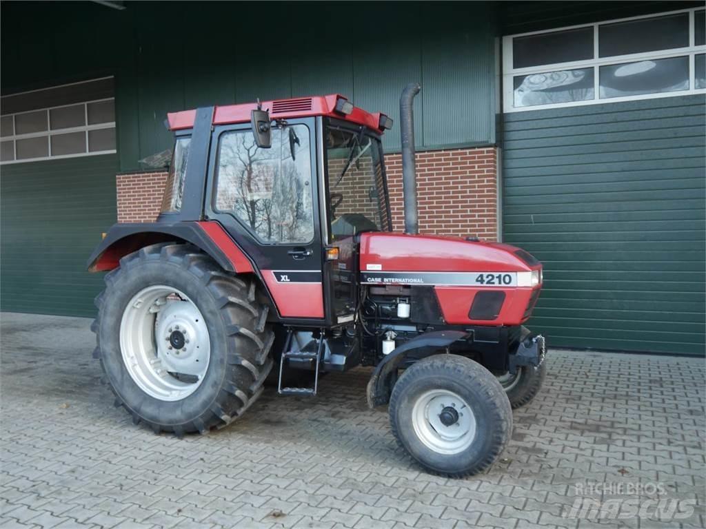 Case IH 4210 XL Traktoren
