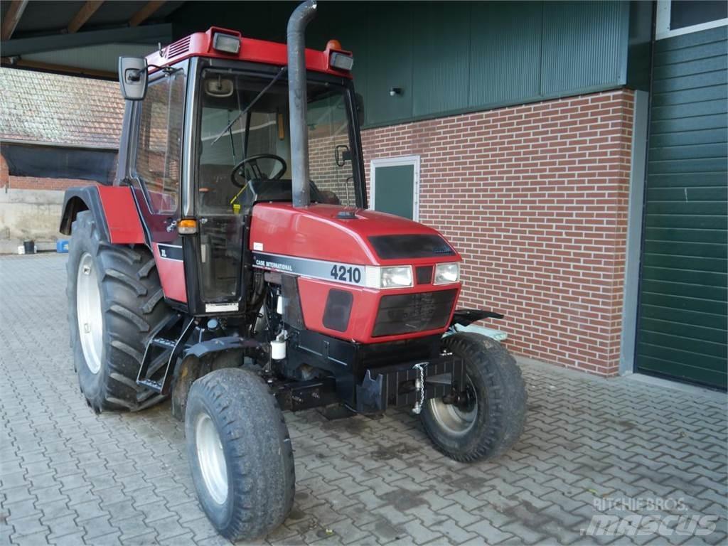 Case IH 4210 XL Traktoren