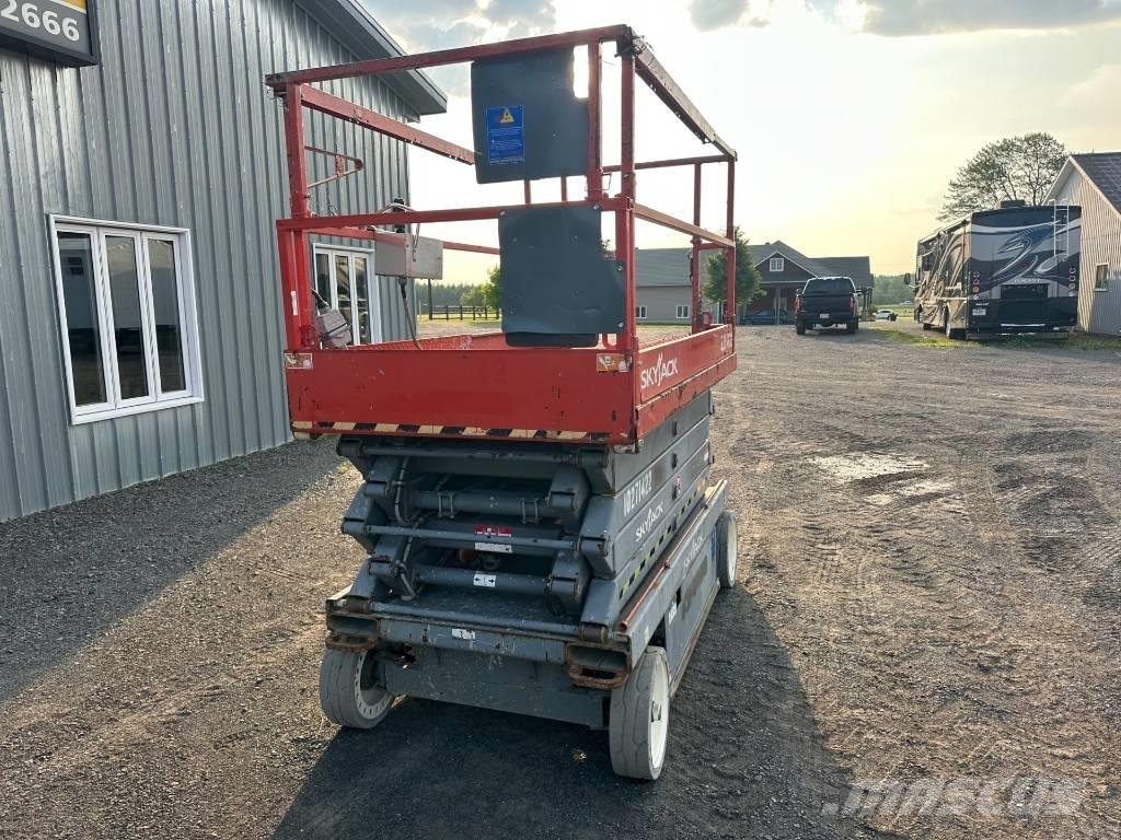 SkyJack SJ 4632 Scheren-Arbeitsbühnen