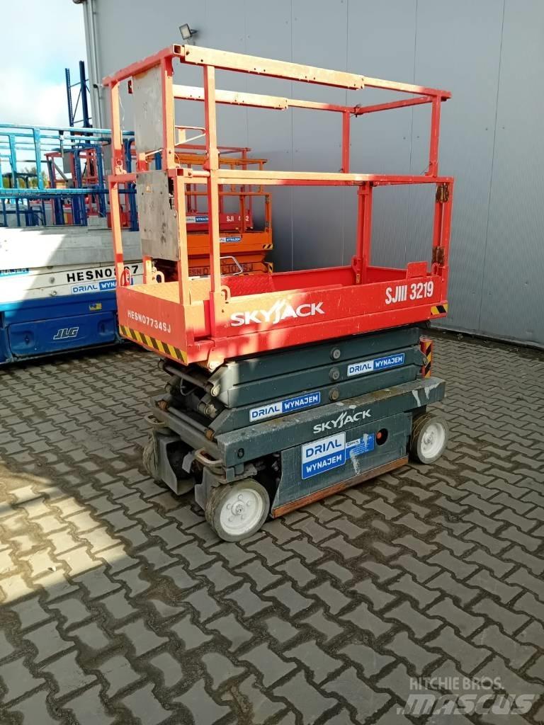 SkyJack 3219 Scheren-Arbeitsbühnen