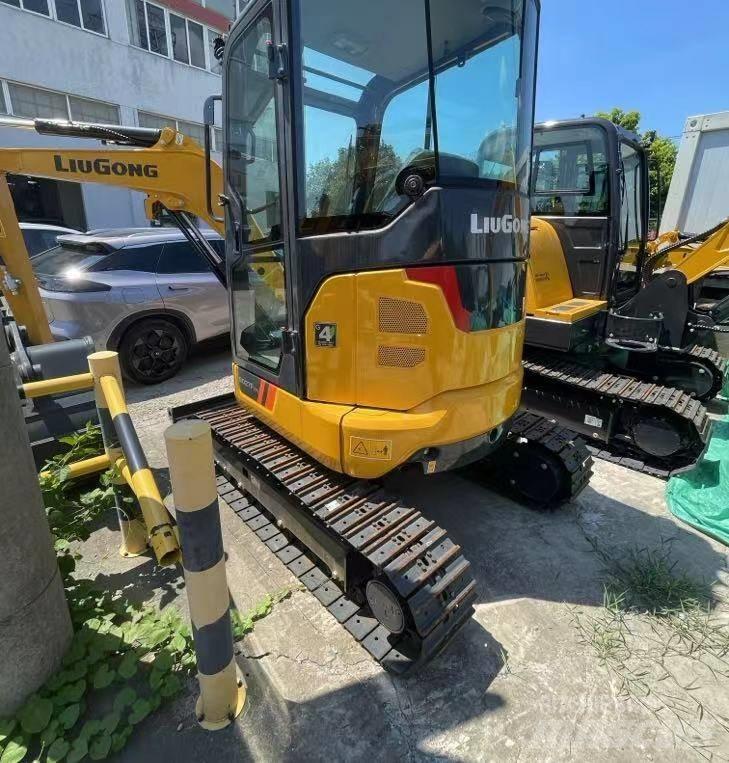 LiuGong 9027 FZTS Raupenbagger