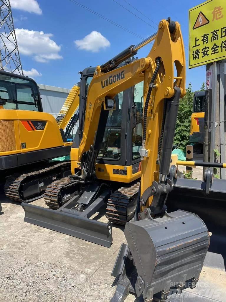 LiuGong 9027 FZTS Raupenbagger