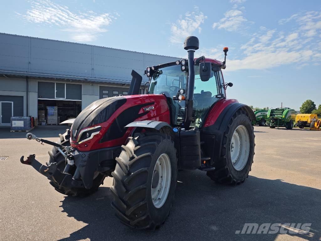 Valtra T 175 E Traktoren