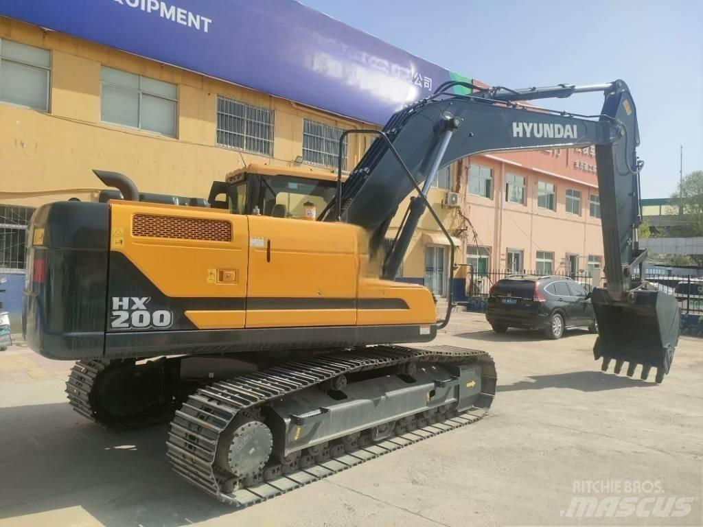 Hyundai HX 200 Raupenbagger