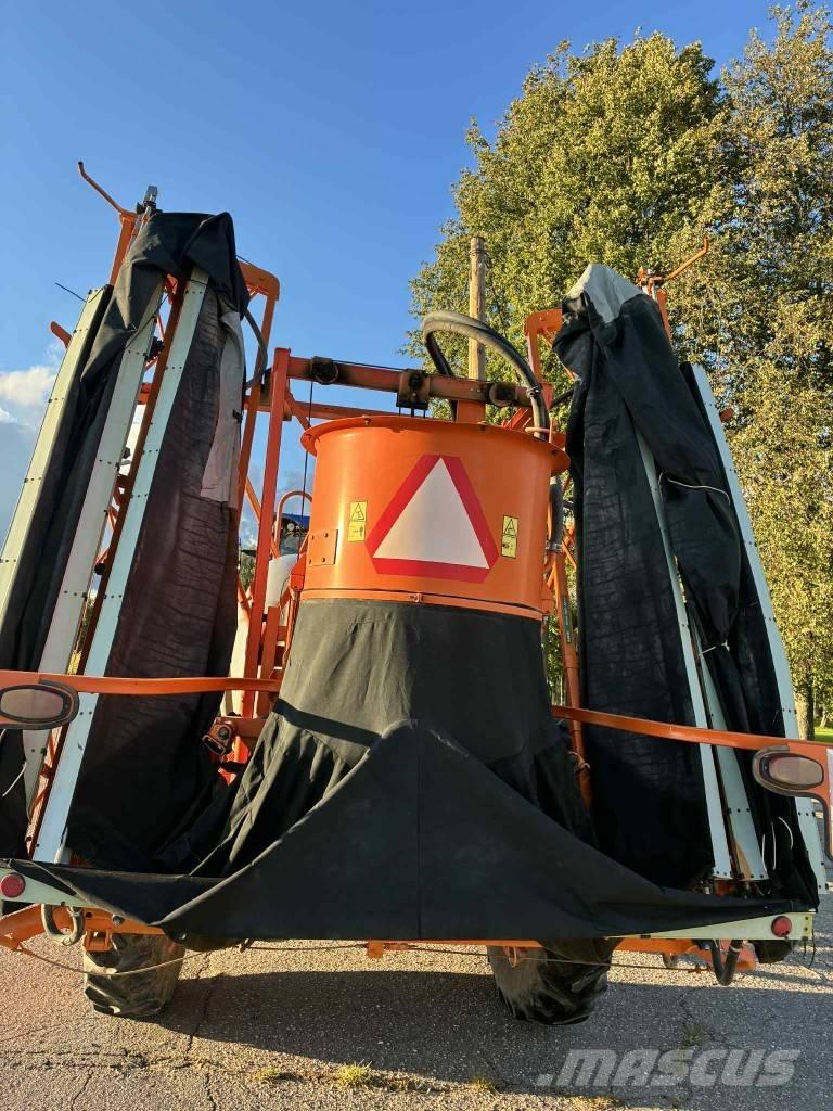 Jacto ADVANCE 3000 Anhängespritzen