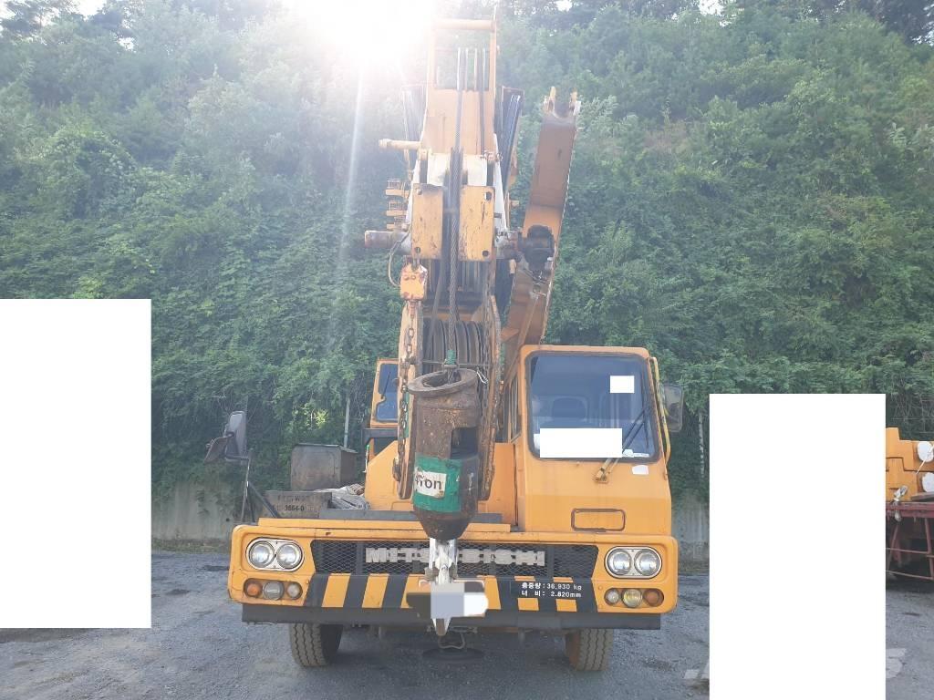 Hyundai HC 50 Kranen voor alle terreinen