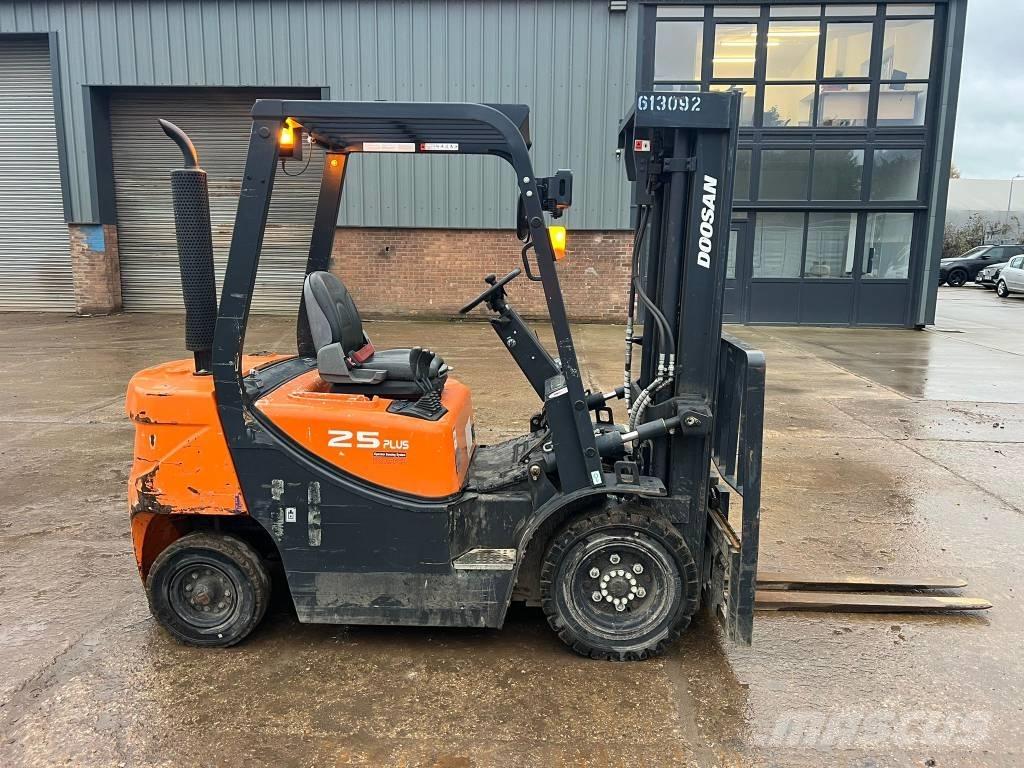 Doosan D 25 GP Diesel heftrucks