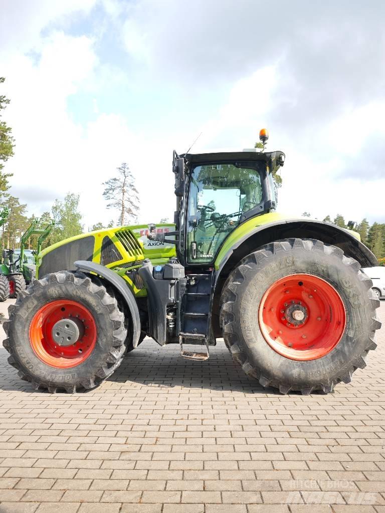 CLAAS Axion 940 Traktoren