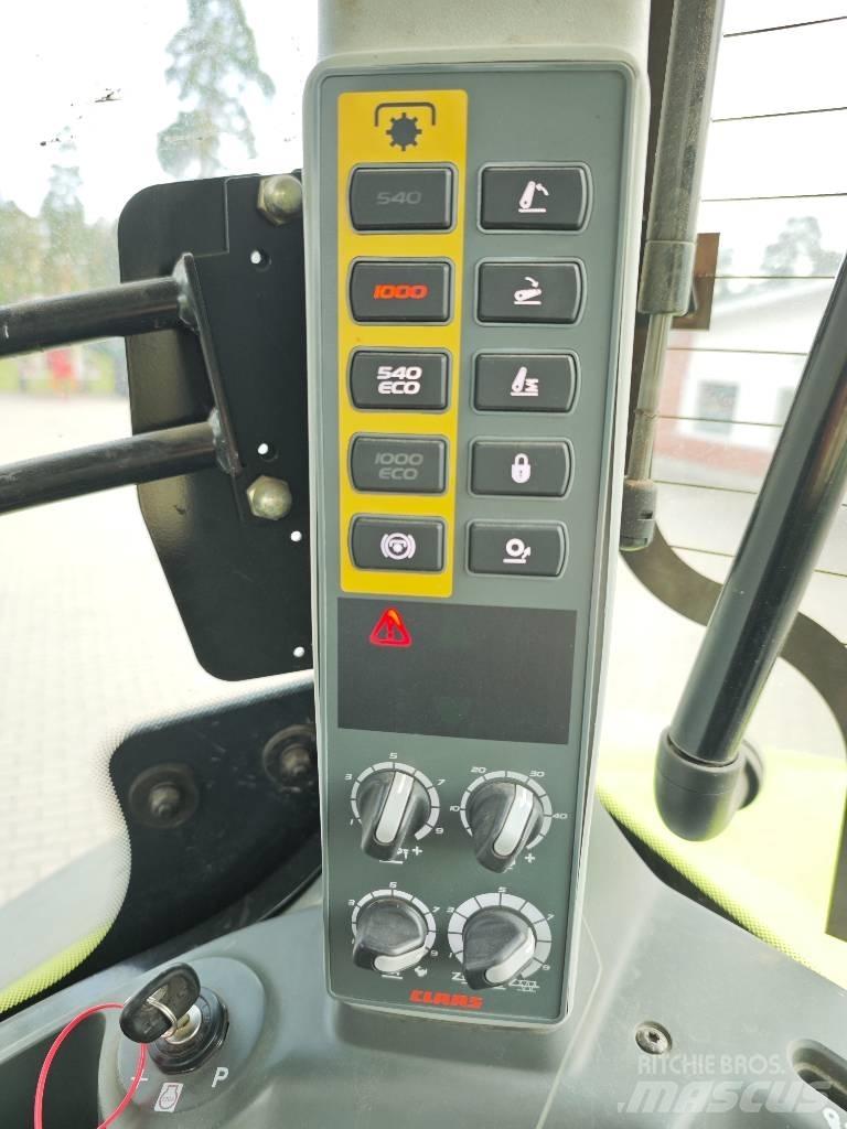 CLAAS Axion 940 Traktoren