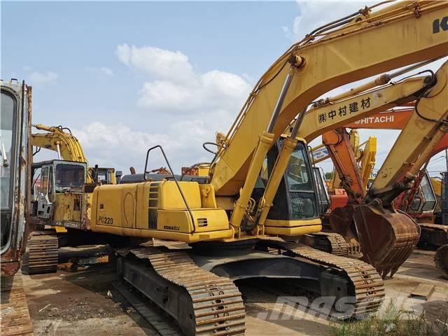 Komatsu PC 220-8 Raupenbagger