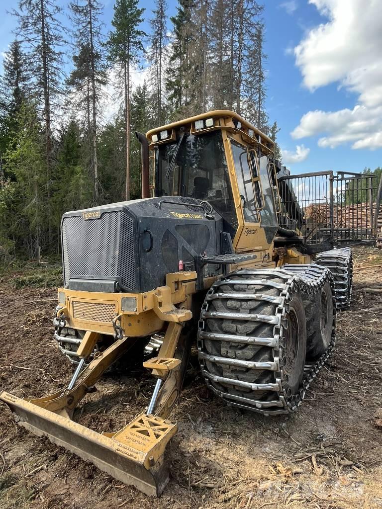 Tigercat 1085 Forwarder