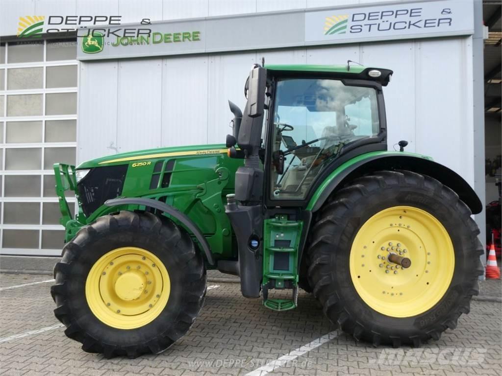 John Deere 6250R Traktoren