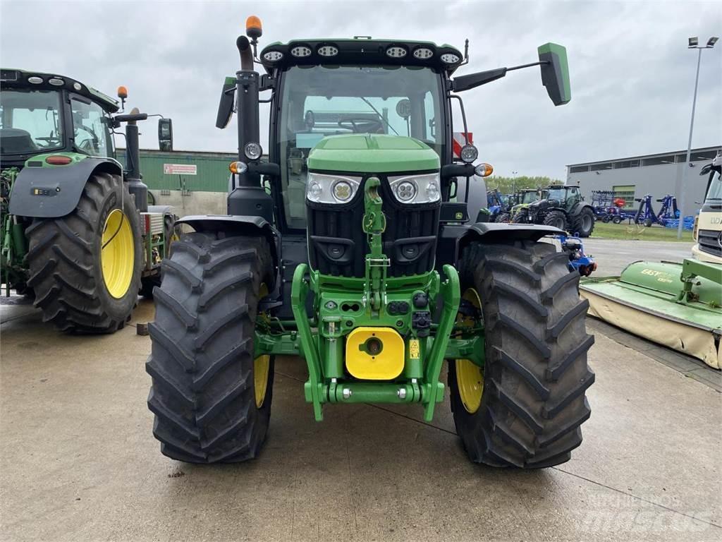 John Deere 6R 155 Traktoren
