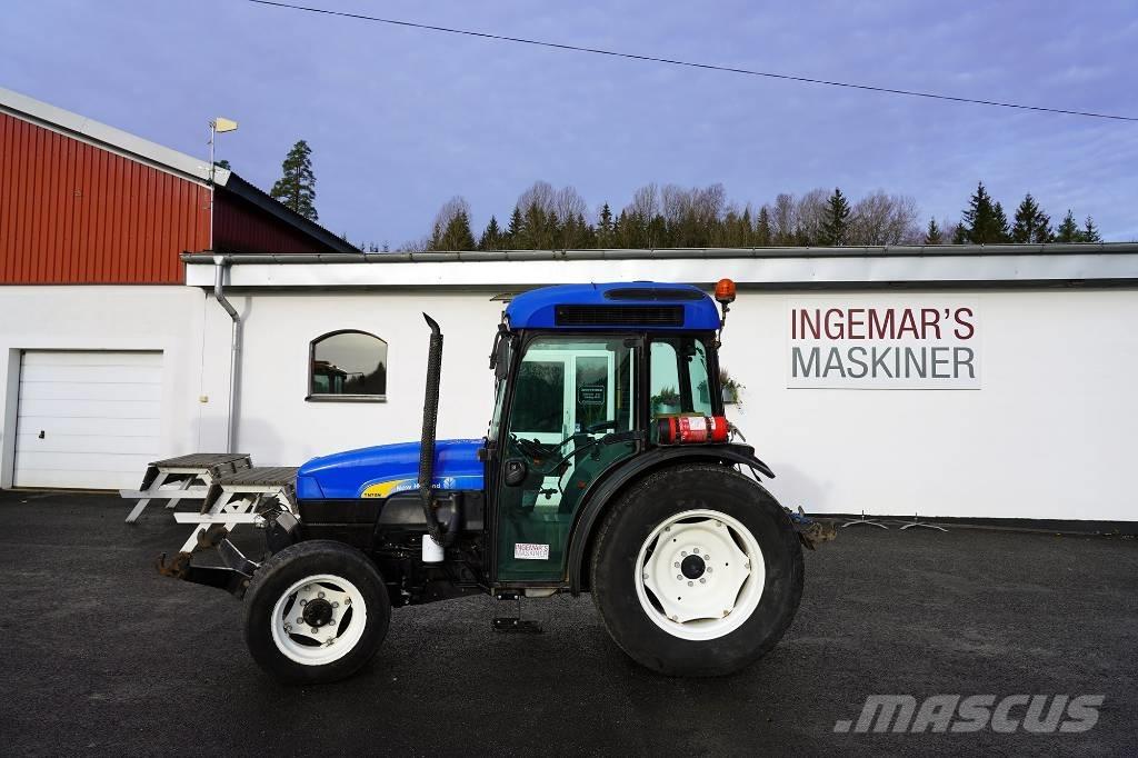 New Holland TN70NA Traktoren