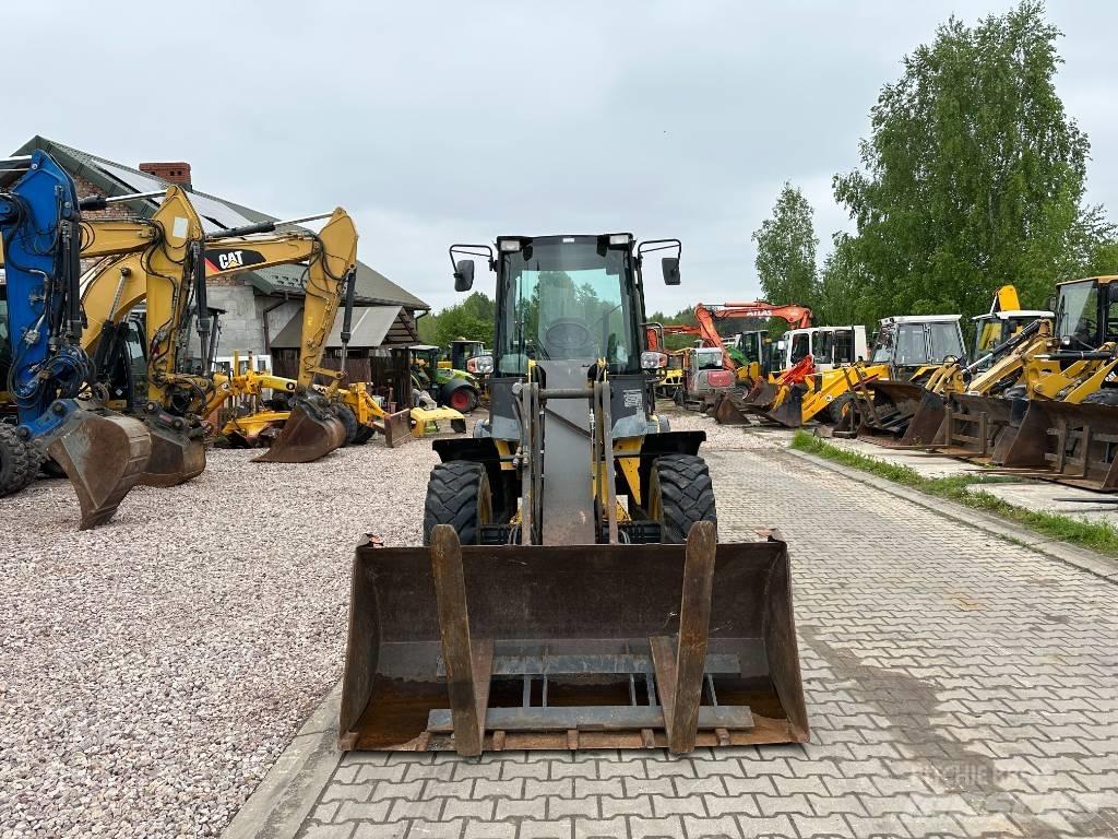 New Holland W 70 TC Radlader