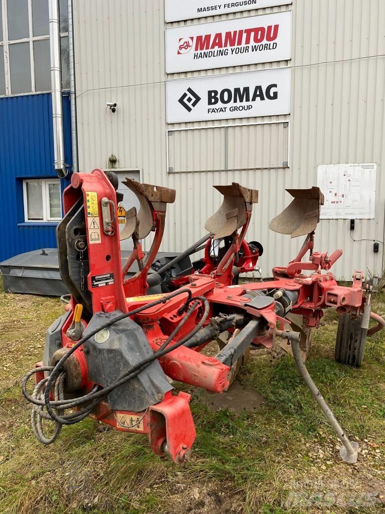 Gregoire Besson RY6 Wendepflüge